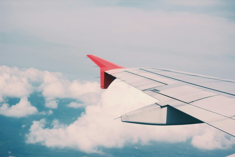 Екб калининград сколько лететь