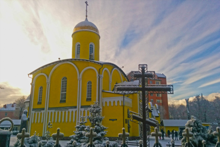 Янтарный иконостас в калининграде